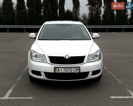 Білий Шкода Октавія, об'ємом двигуна 1.6 л та пробігом 282 тис. км за 5799 $, фото 2 на Automoto.ua