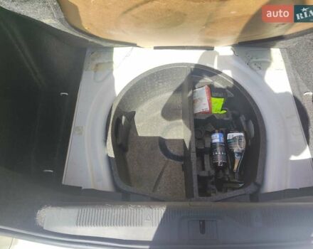 Белый Шкода Октавия, объемом двигателя 1.97 л и пробегом 280 тыс. км за 9500 $, фото 16 на Automoto.ua