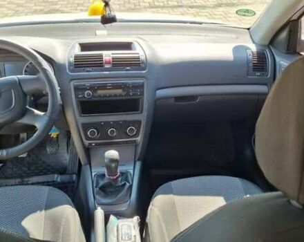 Білий Шкода Октавія, об'ємом двигуна 1.6 л та пробігом 138 тис. км за 7600 $, фото 9 на Automoto.ua