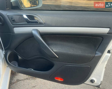 Белый Шкода Октавия, объемом двигателя 1.6 л и пробегом 186 тыс. км за 7700 $, фото 18 на Automoto.ua