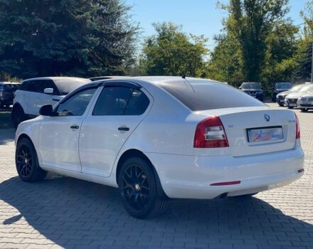 Білий Шкода Октавія, об'ємом двигуна 1.6 л та пробігом 252 тис. км за 8400 $, фото 4 на Automoto.ua