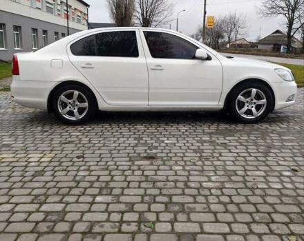 Белый Шкода Октавия, объемом двигателя 1.6 л и пробегом 286 тыс. км за 7500 $, фото 26 на Automoto.ua