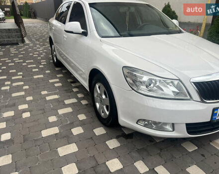 Білий Шкода Октавія, об'ємом двигуна 1.6 л та пробігом 313 тис. км за 7950 $, фото 10 на Automoto.ua