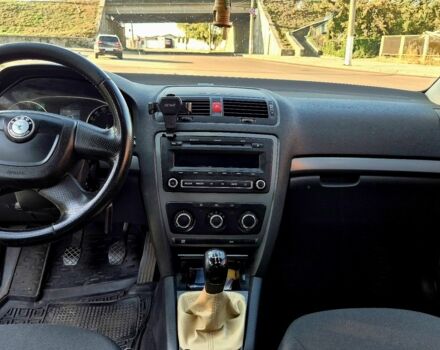 Білий Шкода Октавія, об'ємом двигуна 1.6 л та пробігом 280 тис. км за 7000 $, фото 14 на Automoto.ua