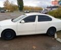 Шкода Октавія 2012 у Києві на Automoto.ua Білий Шкода Октавія, об'ємом двигуна 1.6 л та пробігом 260 тис. км за 7500 $, фото 3 на Automoto.ua