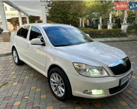 Шкода Октавия 2012 в Одессе на Automoto.ua Белый Шкода Октавия, объемом двигателя 1.97 л и пробегом 314 тыс. км за 9700 $, фото 18 на Automoto.ua