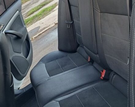 Белый Шкода Октавия, объемом двигателя 1.8 л и пробегом 83 тыс. км за 8800 $, фото 9 на Automoto.ua