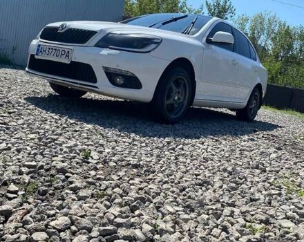 Білий Шкода Октавія, об'ємом двигуна 1.8 л та пробігом 103 тис. км за 8500 $, фото 6 на Automoto.ua