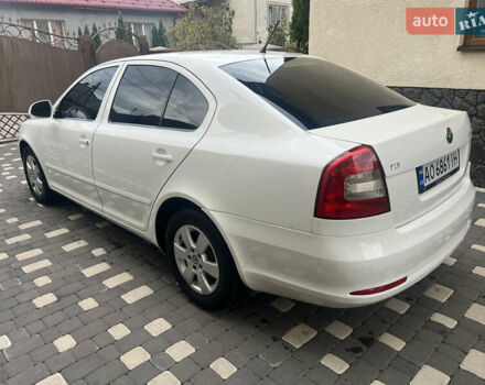 Білий Шкода Октавія, об'ємом двигуна 1.6 л та пробігом 313 тис. км за 7950 $, фото 1 на Automoto.ua