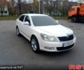 Білий Шкода Октавія, об'ємом двигуна 1.8 л та пробігом 225 тис. км за 7600 $, фото 1 на Automoto.ua
