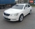 Білий Шкода Октавія, об'ємом двигуна 1.8 л та пробігом 225 тис. км за 7800 $, фото 1 на Automoto.ua