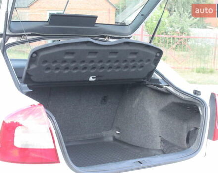 Белый Шкода Октавия, объемом двигателя 1.6 л и пробегом 170 тыс. км за 7450 $, фото 46 на Automoto.ua