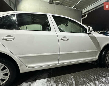 Білий Шкода Октавія, об'ємом двигуна 1.9 л та пробігом 306 тис. км за 7200 $, фото 13 на Automoto.ua