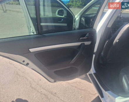 Белый Шкода Октавия, объемом двигателя 1.6 л и пробегом 240 тыс. км за 9100 $, фото 9 на Automoto.ua