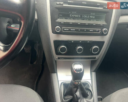 Білий Шкода Октавія, об'ємом двигуна 1.6 л та пробігом 313 тис. км за 7950 $, фото 50 на Automoto.ua