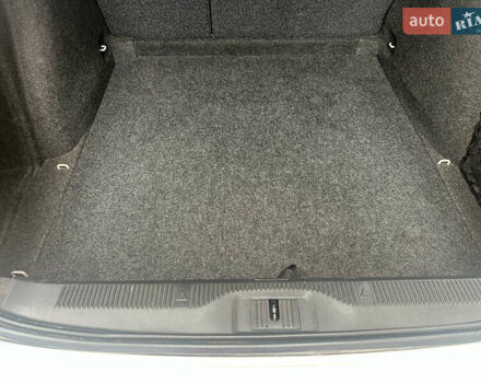 Білий Шкода Октавія, об'ємом двигуна 1.6 л та пробігом 313 тис. км за 7950 $, фото 36 на Automoto.ua