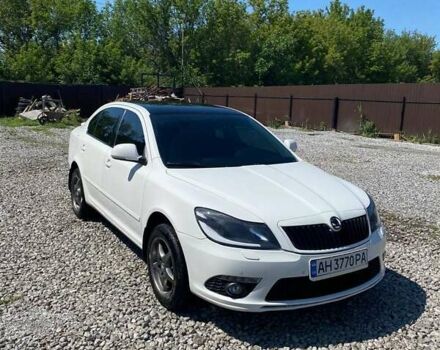 Білий Шкода Октавія, об'ємом двигуна 1.8 л та пробігом 103 тис. км за 8500 $, фото 19 на Automoto.ua