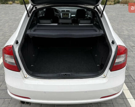 Белый Шкода Октавия, объемом двигателя 1.97 л и пробегом 239 тыс. км за 11999 $, фото 55 на Automoto.ua