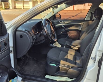 Білий Шкода Октавія, об'ємом двигуна 1.6 л та пробігом 280 тис. км за 7000 $, фото 10 на Automoto.ua