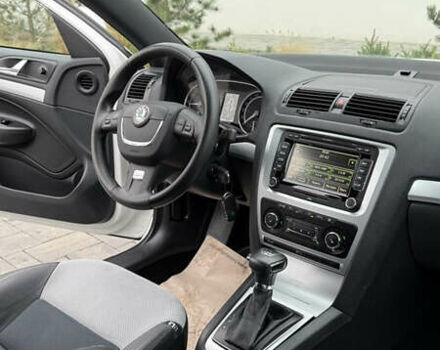 Белый Шкода Октавия, объемом двигателя 1.97 л и пробегом 239 тыс. км за 11999 $, фото 31 на Automoto.ua