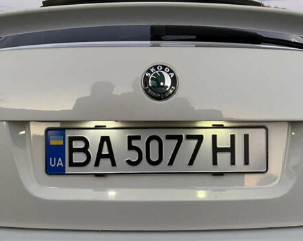 Шкода Октавия 2012 в Кропивницком (Кировограде) на Automoto.ua Белый Шкода Октавия, объемом двигателя 1.8 л и пробегом 222 тыс. км за 6700 $, фото 7 на Automoto.ua
