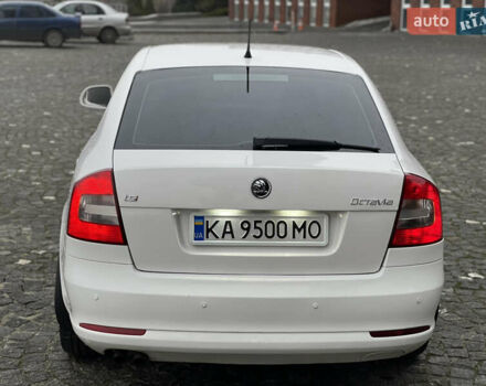 Белый Шкода Октавия, объемом двигателя 1.8 л и пробегом 188 тыс. км за 6500 $, фото 9 на Automoto.ua