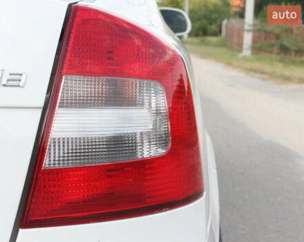 Белый Шкода Октавия, объемом двигателя 1.6 л и пробегом 170 тыс. км за 7450 $, фото 12 на Automoto.ua