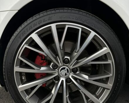 Білий Шкода Октавія, об'ємом двигуна 2 л та пробігом 202 тис. км за 11200 $, фото 18 на Automoto.ua