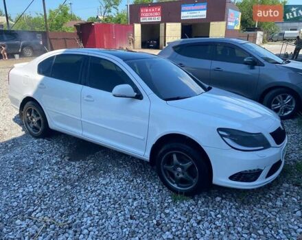 Білий Шкода Октавія, об'ємом двигуна 1.8 л та пробігом 103 тис. км за 8500 $, фото 31 на Automoto.ua