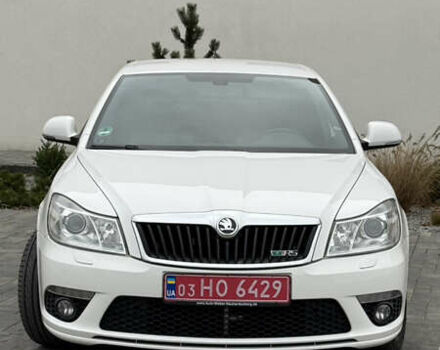 Белый Шкода Октавия, объемом двигателя 1.97 л и пробегом 239 тыс. км за 11999 $, фото 1 на Automoto.ua