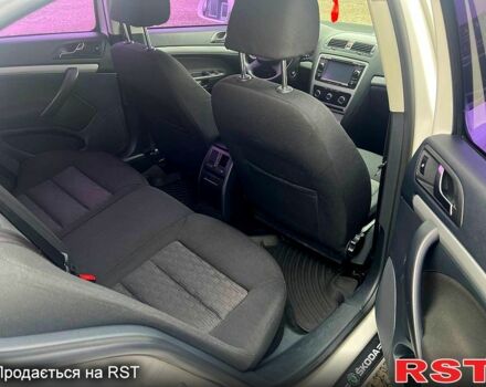 Белый Шкода Октавия, объемом двигателя 1.8 л и пробегом 249 тыс. км за 7499 $, фото 9 на Automoto.ua