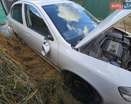 Белый Шкода Октавия, объемом двигателя 1.8 л и пробегом 176 тыс. км за 4500 $, фото 4 на Automoto.ua