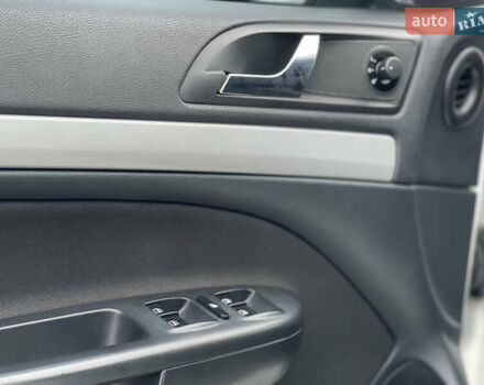 Белый Шкода Октавия, объемом двигателя 1.8 л и пробегом 188 тыс. км за 6500 $, фото 24 на Automoto.ua