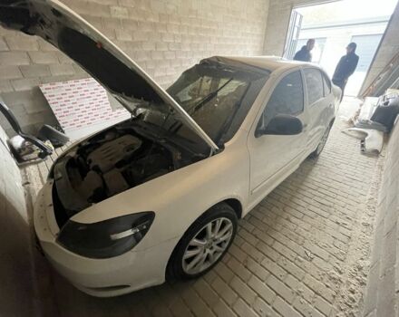 Белый Шкода Октавия, объемом двигателя 0 л и пробегом 312 тыс. км за 3500 $, фото 1 на Automoto.ua