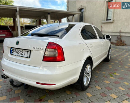 Шкода Октавия 2012 в Одессе на Automoto.ua Белый Шкода Октавия, объемом двигателя 1.97 л и пробегом 314 тыс. км за 9700 $, фото 22 на Automoto.ua