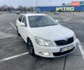 Белый Шкода Октавия, объемом двигателя 1.6 л и пробегом 312 тыс. км за 7500 $, фото 4 на Automoto.ua
