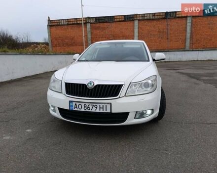 Білий Шкода Октавія, об'ємом двигуна 1.2 л та пробігом 305 тис. км за 5900 $, фото 4 на Automoto.ua