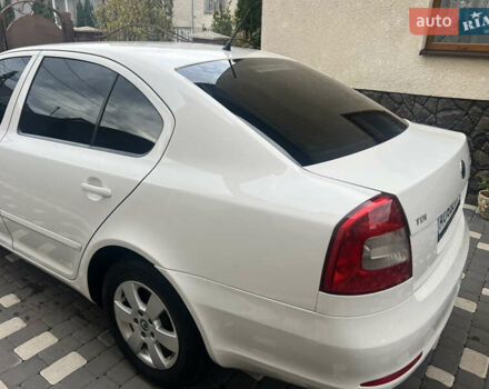 Білий Шкода Октавія, об'ємом двигуна 1.6 л та пробігом 313 тис. км за 7950 $, фото 16 на Automoto.ua