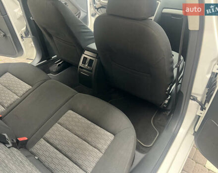 Білий Шкода Октавія, об'ємом двигуна 1.6 л та пробігом 313 тис. км за 7950 $, фото 38 на Automoto.ua