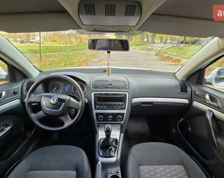 Білий Шкода Октавія, об'ємом двигуна 1.97 л та пробігом 180 тис. км за 8700 $, фото 4 на Automoto.ua