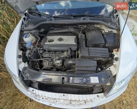 Белый Шкода Октавия, объемом двигателя 1.8 л и пробегом 176 тыс. км за 4500 $, фото 6 на Automoto.ua