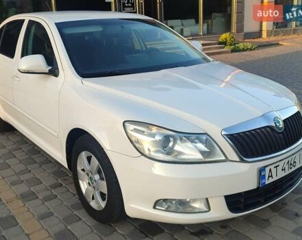Білий Шкода Октавія, об'ємом двигуна 1.6 л та пробігом 260 тис. км за 7800 $, фото 14 на Automoto.ua