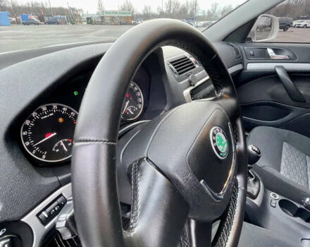Белый Шкода Октавия, объемом двигателя 1.6 л и пробегом 312 тыс. км за 7500 $, фото 12 на Automoto.ua
