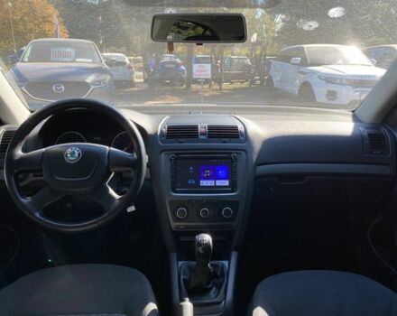 Білий Шкода Октавія, об'ємом двигуна 1.6 л та пробігом 252 тис. км за 8400 $, фото 12 на Automoto.ua