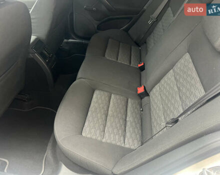 Білий Шкода Октавія, об'ємом двигуна 1.6 л та пробігом 313 тис. км за 7950 $, фото 48 на Automoto.ua