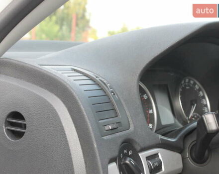 Белый Шкода Октавия, объемом двигателя 1.6 л и пробегом 170 тыс. км за 7450 $, фото 19 на Automoto.ua