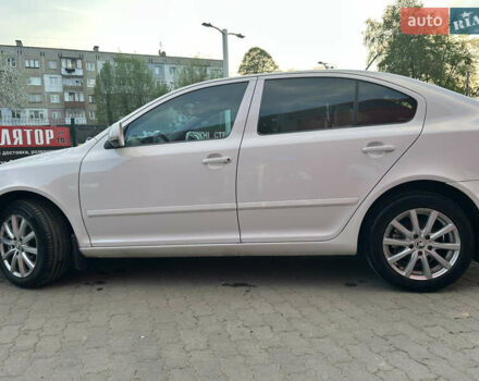 Білий Шкода Октавія, об'ємом двигуна 1.97 л та пробігом 236 тис. км за 8800 $, фото 9 на Automoto.ua