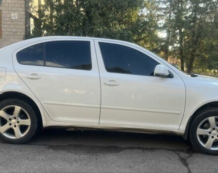 Белый Шкода Октавия, объемом двигателя 1.6 л и пробегом 186 тыс. км за 7700 $, фото 1 на Automoto.ua