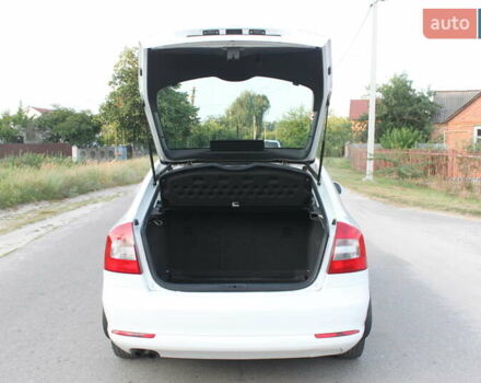 Белый Шкода Октавия, объемом двигателя 1.6 л и пробегом 170 тыс. км за 7450 $, фото 45 на Automoto.ua