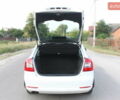 Белый Шкода Октавия, объемом двигателя 1.6 л и пробегом 170 тыс. км за 7450 $, фото 45 на Automoto.ua
